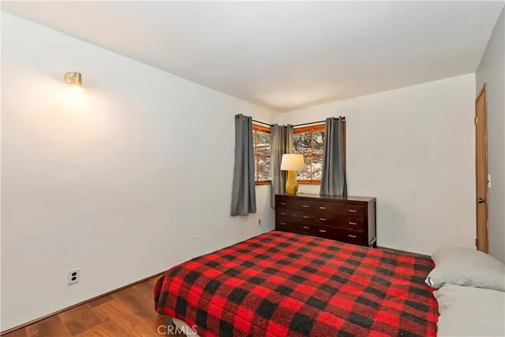 210 Wylerhorn Drive, Crestline, California 92325