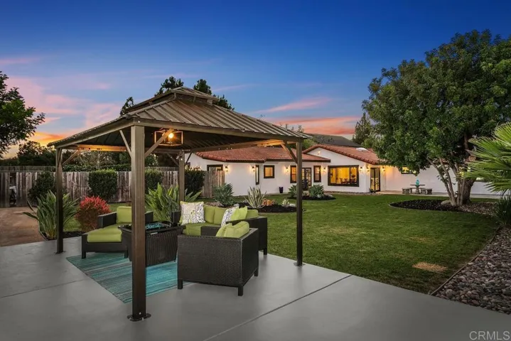 7776 Madrilena Way, Carlsbad, California 92009