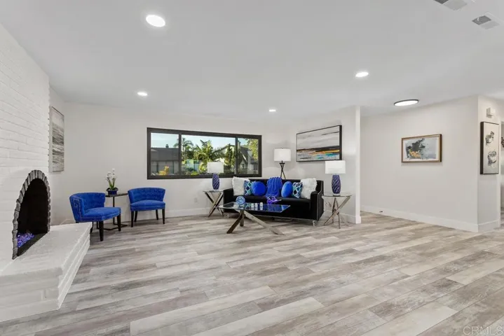 7776 Madrilena Way, Carlsbad, California 92009