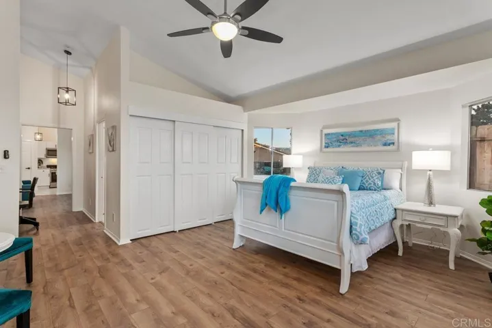 7776 Madrilena Way, Carlsbad, California 92009