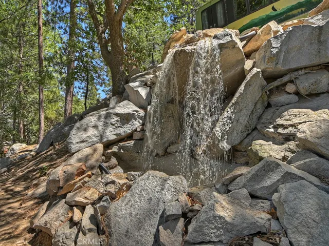 270 Fairway Drive, Lake Arrowhead, California 92352