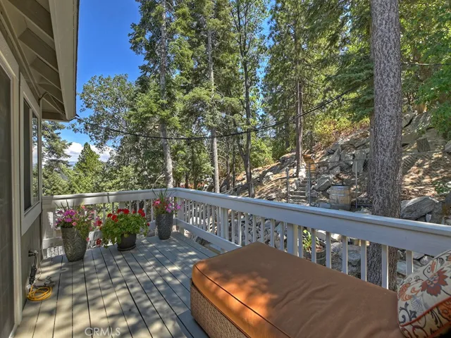 270 Fairway Drive, Lake Arrowhead, California 92352