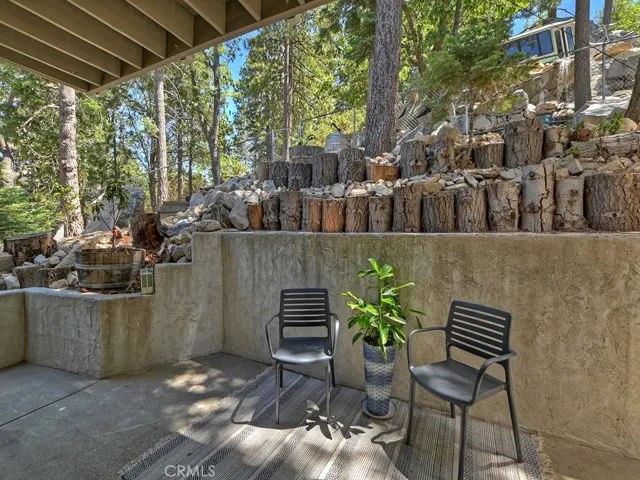 270 Fairway Drive, Lake Arrowhead, California 92352