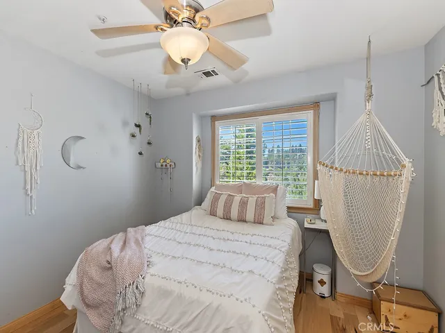 270 Fairway Drive, Lake Arrowhead, California 92352