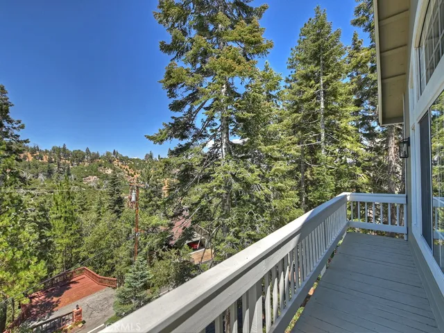 270 Fairway Drive, Lake Arrowhead, California 92352