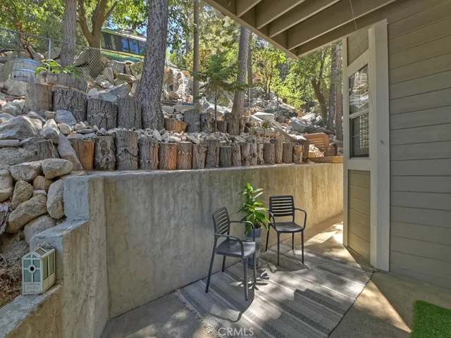 270 Fairway Drive, Lake Arrowhead, California 92352