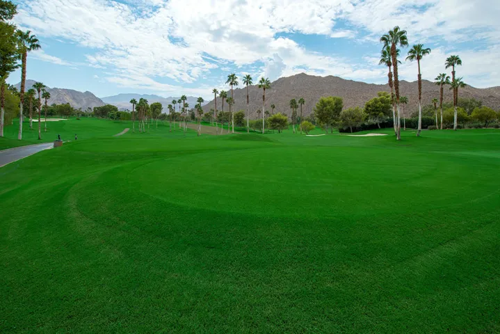 Putting Green By Clubhouse