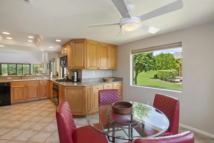 Open Kitchen