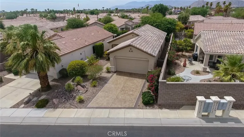 78401 Hampshire Avenue, Palm Desert, California 92211