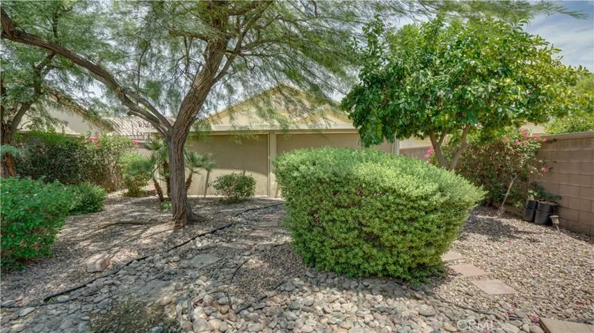 78401 Hampshire Avenue, Palm Desert, California 92211