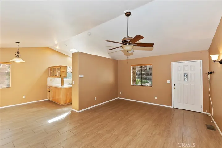 2556 Rim Of The World Drive, Running Springs, California 92382