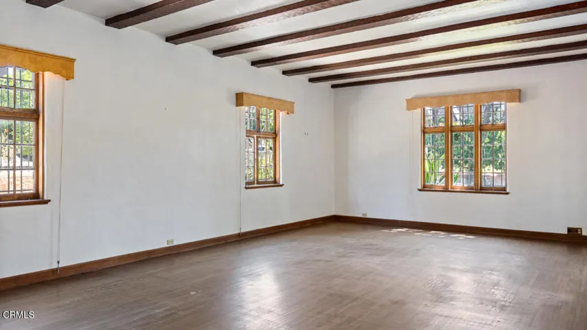 341 S Westmoreland Ave - Pierre Galant-1