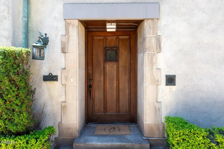 341 S Westmoreland Ave - Pierre Galant-4