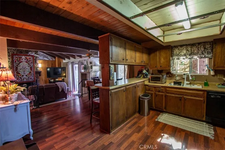 31271 Circle View Drive, Running Springs, California 92382