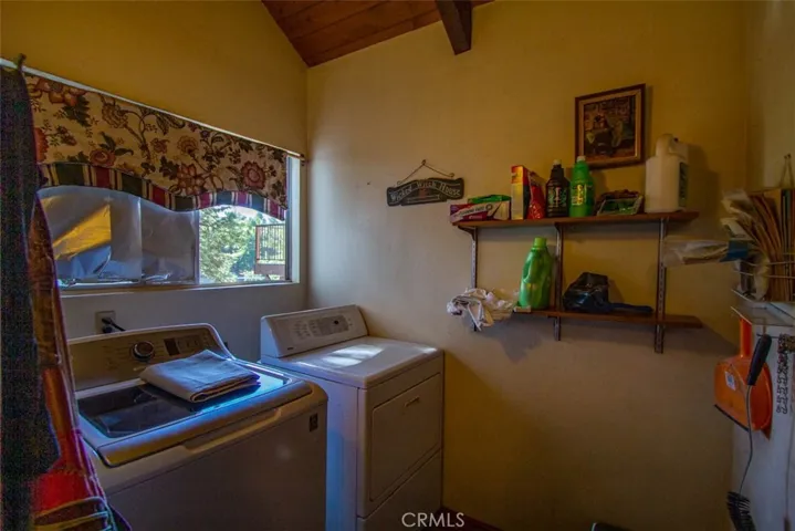 31271 Circle View Drive, Running Springs, California 92382