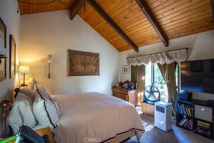 31271 Circle View Drive, Running Springs, California 92382