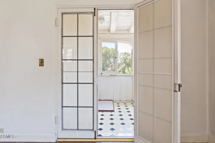 341 S Westmoreland Ave - Pierre Galant-5