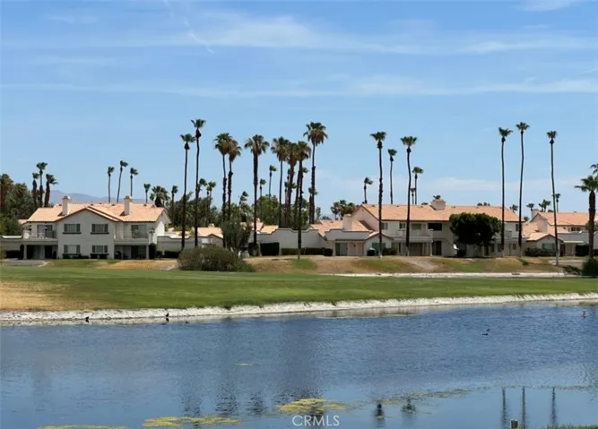 696 Vista Lago Circle N, Palm Desert, California 92211