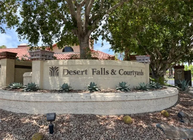 696 Vista Lago Circle N, Palm Desert, California 92211