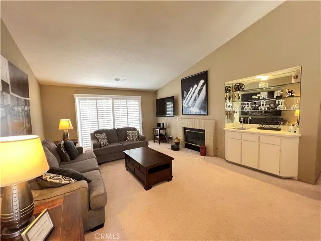 696 Vista Lago Circle N, Palm Desert, California 92211