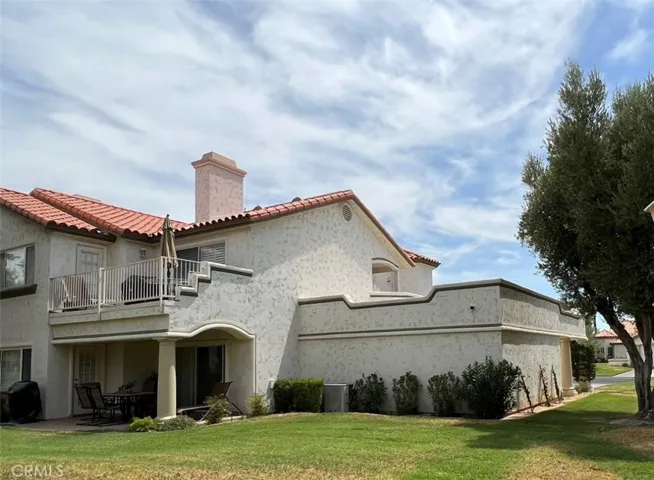 696 Vista Lago Circle N, Palm Desert, California 92211