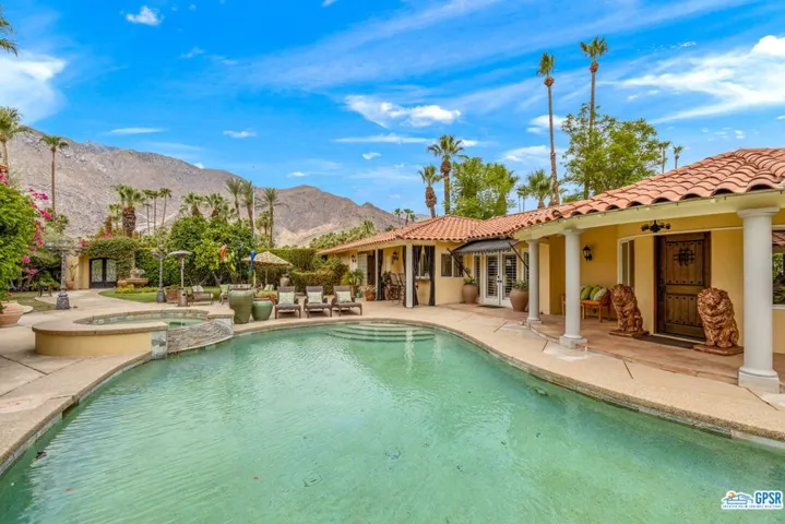 840 N Prescott Drive, Palm Springs, California 92262