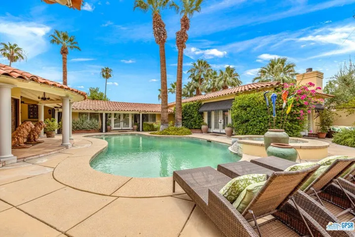 840 N Prescott Drive, Palm Springs, California 92262
