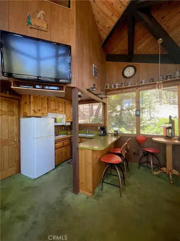 Tree views throughout the cabin!