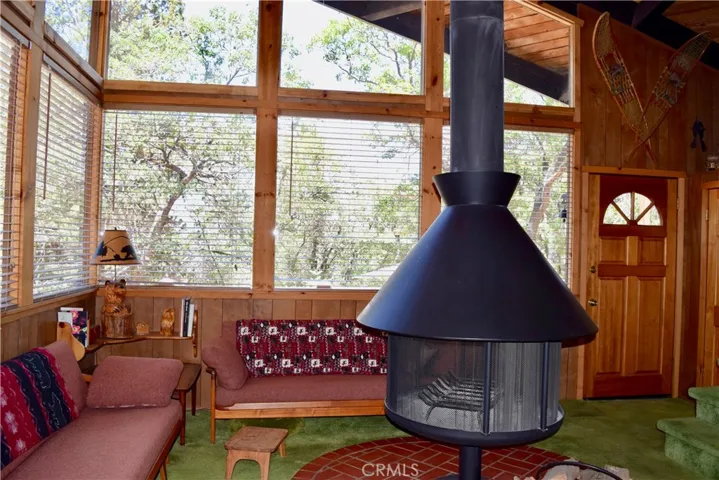 43575 Ridge Crest Drive, Big Bear Lake, California 92315