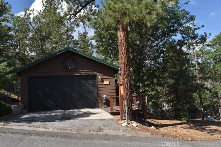Oversized 2-CAR garage with a 1/4 bath!