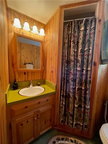 43575 Ridge Crest Drive, Big Bear Lake, California 92315