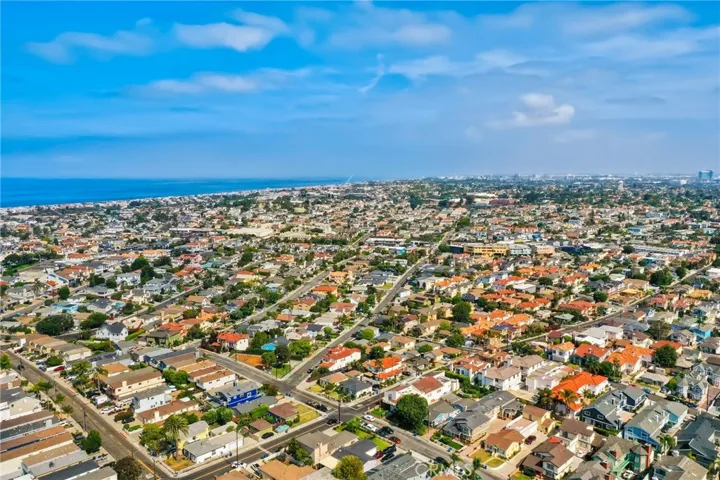 1818 Speyer Lane B, Redondo Beach, California 90278