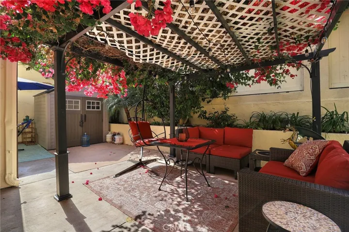 1818 Speyer Lane B, Redondo Beach, California 90278