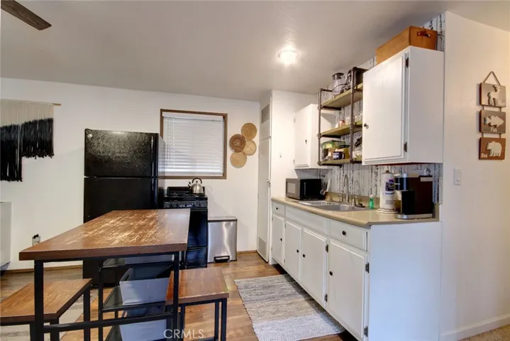 615 Cedar Lane, Big Bear City, California 92386