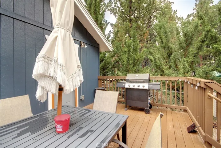 615 Cedar Lane, Big Bear City, California 92386