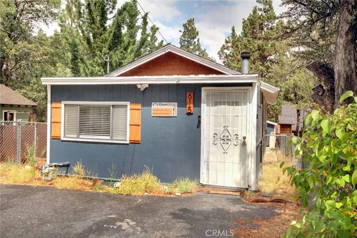 615 Cedar Lane, Big Bear City, California 92386