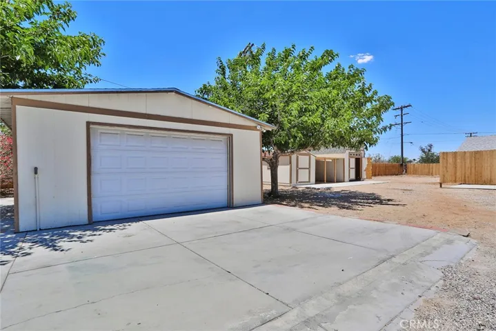 14140 Luna Road, Victorville, California 92392