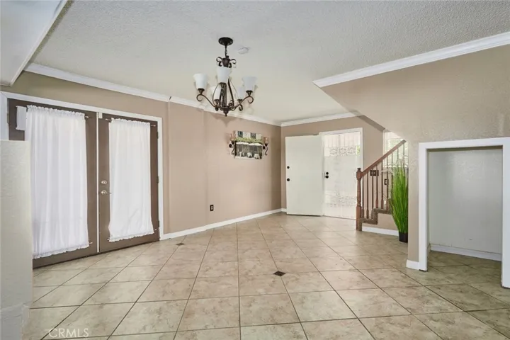 14140 Luna Road, Victorville, California 92392