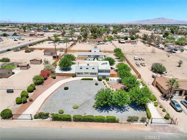 14140 Luna Road, Victorville, California 92392