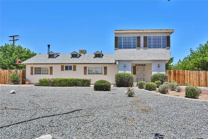 14140 Luna Road, Victorville, California 92392