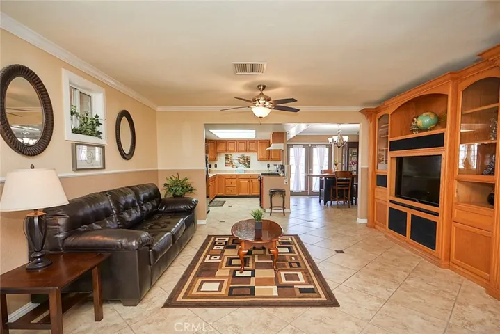 14140 Luna Road, Victorville, California 92392