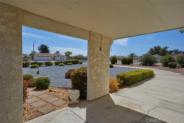 14140 Luna Road, Victorville, California 92392