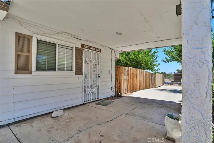 14140 Luna Road, Victorville, California 92392