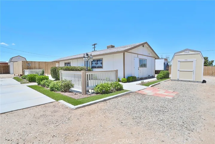 14140 Luna Road, Victorville, California 92392