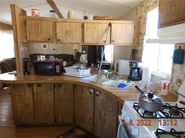 Kitchen other view