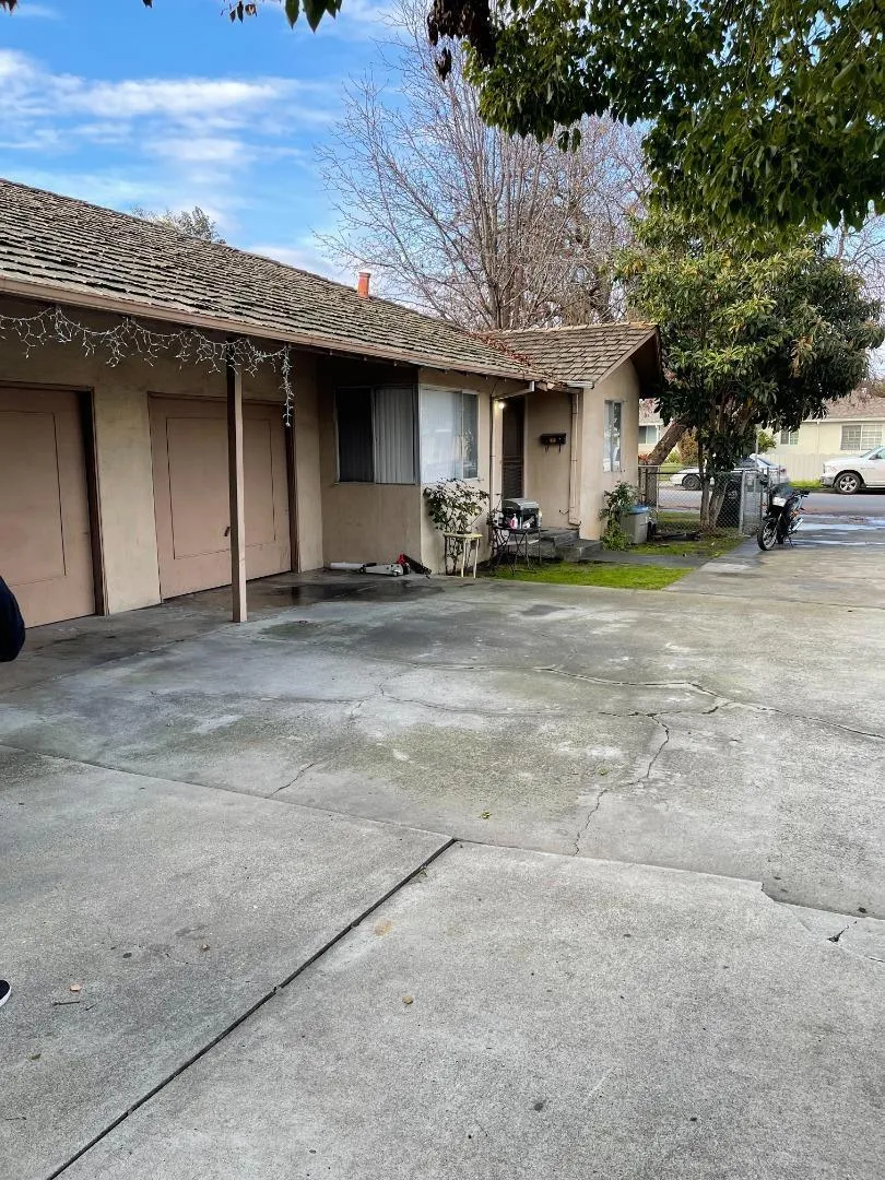 926 Princess Anne Drive, San Jose, California 95128 home-pic-2