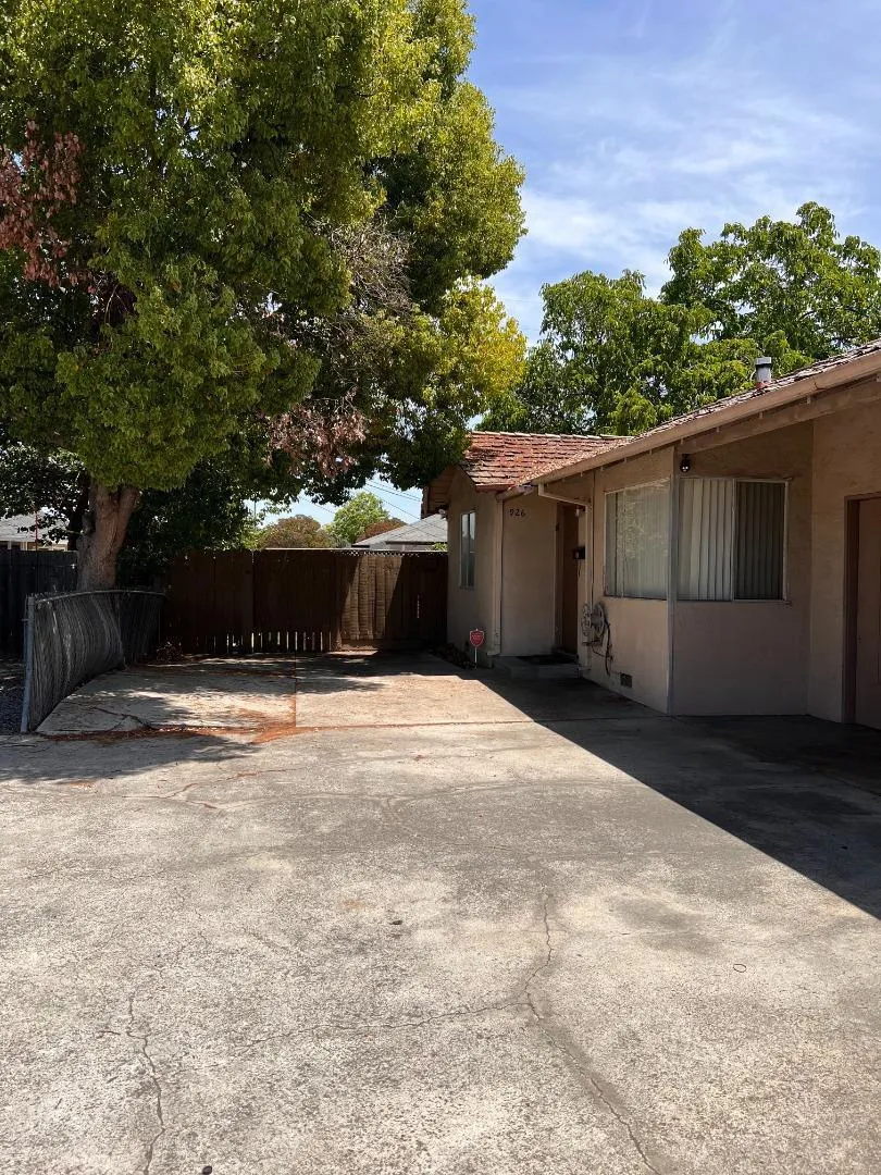 926 Princess Anne Drive, San Jose, California 95128 home-pic-1