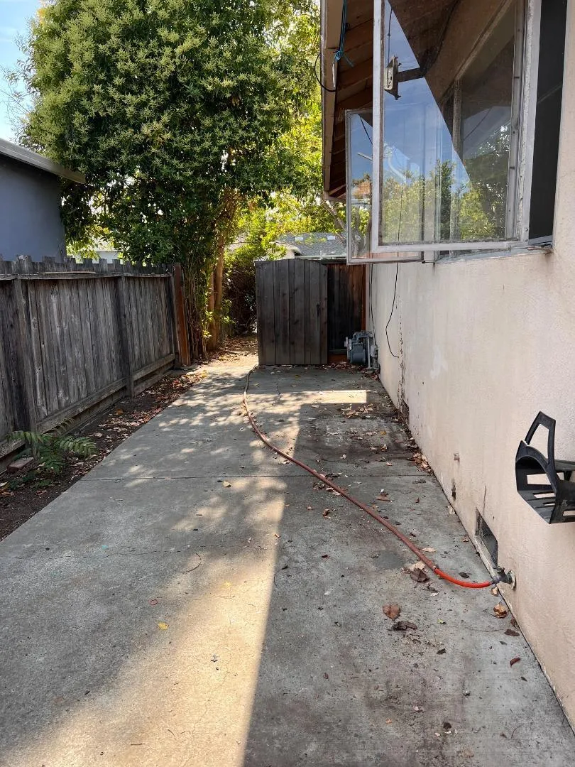 926 Princess Anne Drive, San Jose, California 95128 home-pic-4
