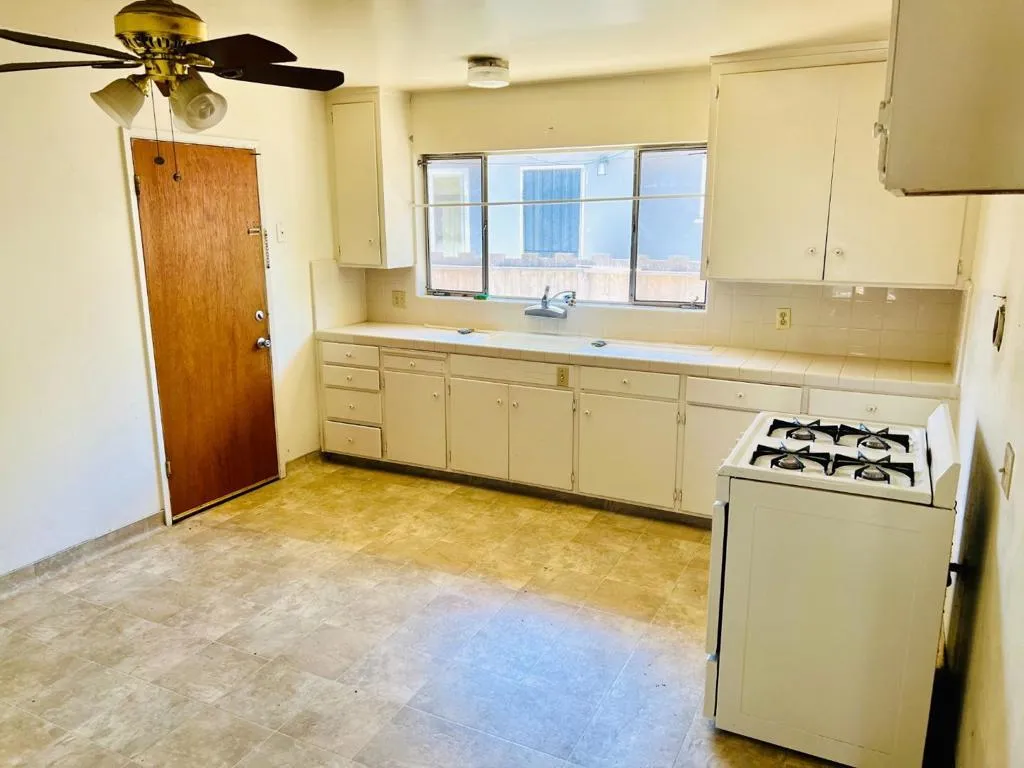 926 Princess Anne Drive, San Jose, California 95128 home-pic-14