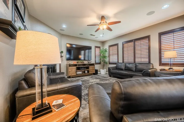 1815 Crossroads St, Chula Vista, California 91915